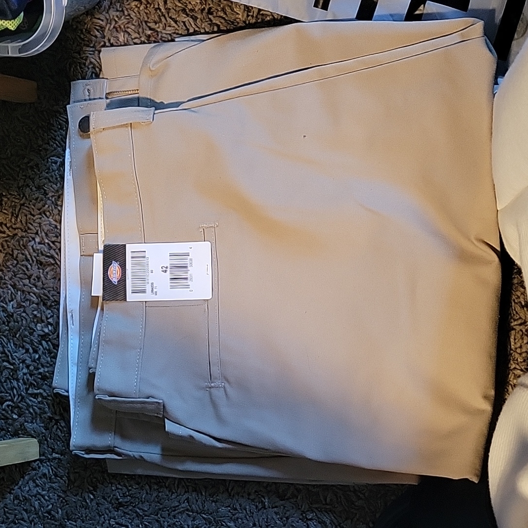 2 Psirs Brand New KhakisSz 42